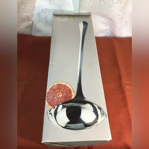 NEW Vintage  Sheratonn Silverplated Serving Ladle Soup 13"  Large Made in Italy.